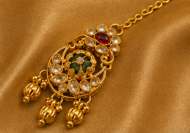 ORAKI Rajsi Kundan Choker Set with Earrings & Maang Tikka